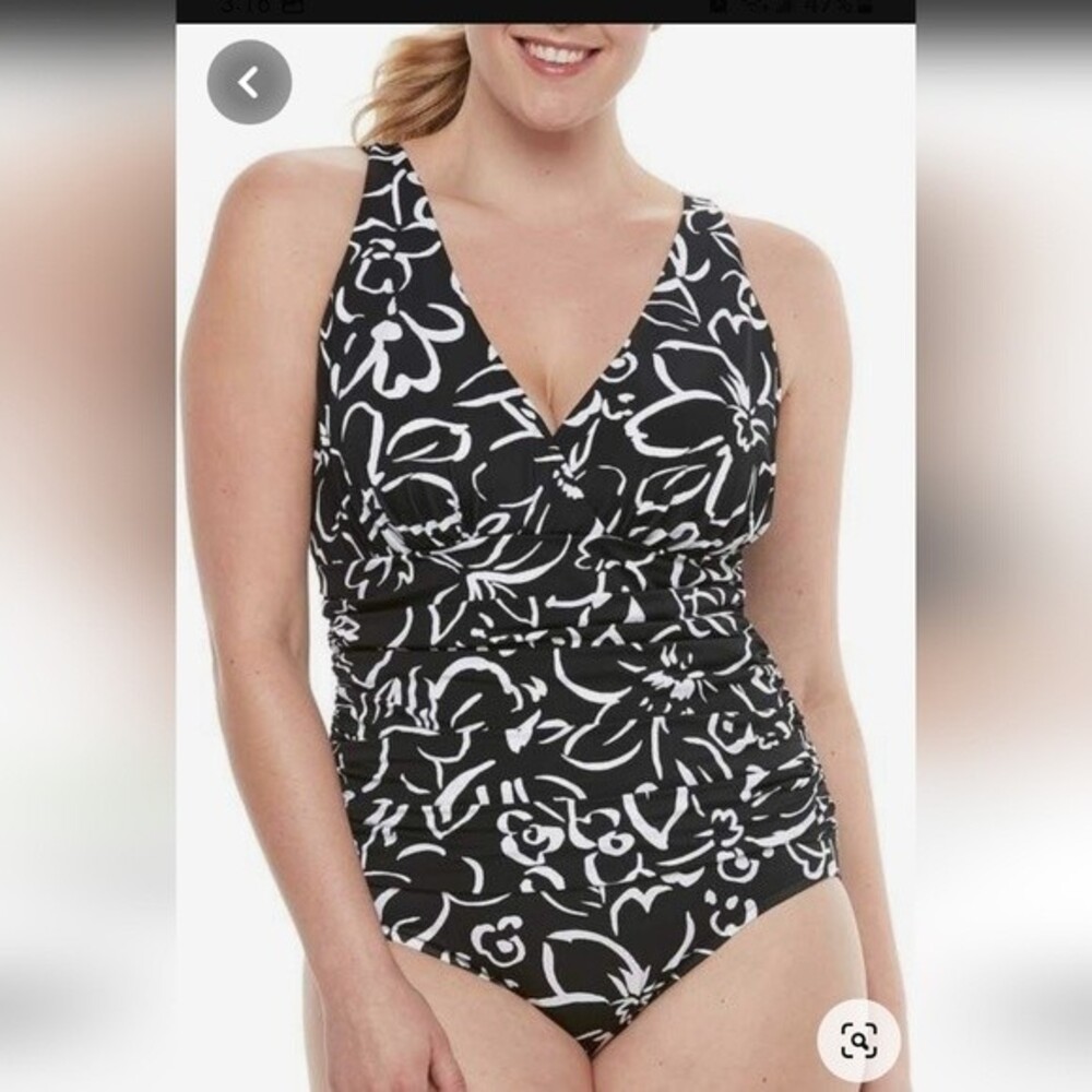 Trimshaper Nora Tummy Slimmer One-Piece black and white floral Swimsuit